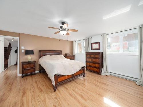 Chambre Ã  coucher principale - 9300 Rue De Marseille, Montréal (Mercier/Hochelaga-Maisonneuve), QC - Indoor Photo Showing Bedroom