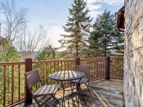 Kitchen - 1-122 Ch. Des Sous-Bois, Mont-Tremblant, QC - Outdoor With Deck Patio Veranda With Exterior