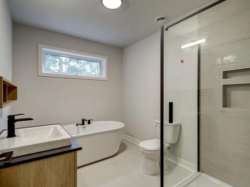 Salle de bains - 3525 Rue Rolland, Sainte-Adèle, QC - Indoor Photo Showing Bathroom