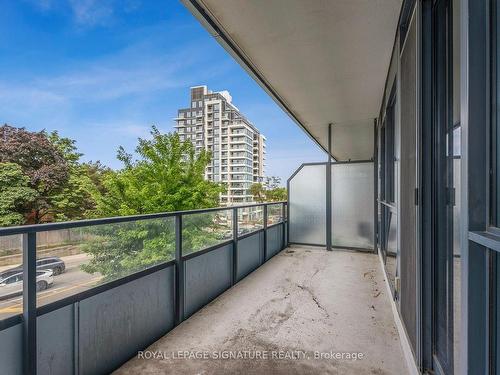 214-2885 Bayview Ave, Toronto, ON - Outdoor With Exterior