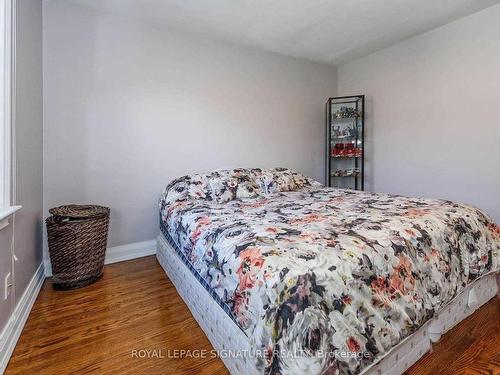 Main-290 Bogert Ave, Toronto, ON - Indoor Photo Showing Bedroom