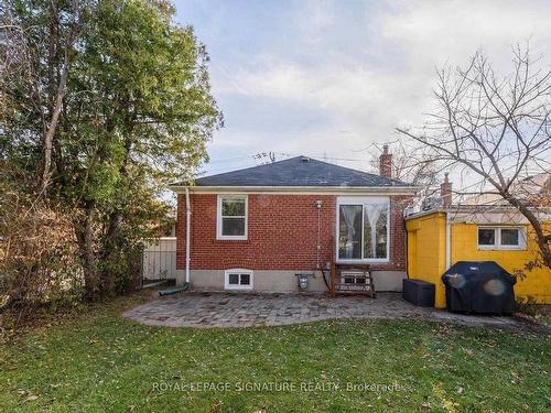 Bsmt-290 Bogert Ave, Toronto, ON - Outdoor