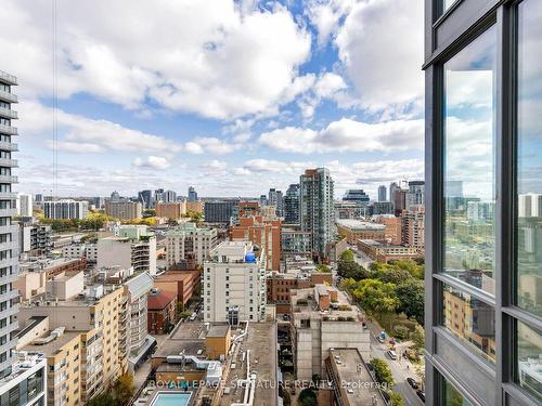 2006-33 Lombard St, Toronto, ON - Outdoor With View