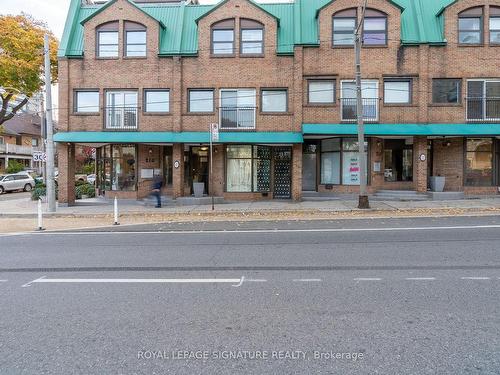 2-214 Avenue Road, Toronto, ON 