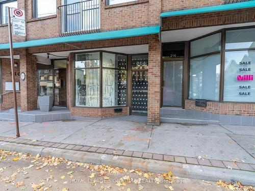 2-214 Avenue Road, Toronto, ON 