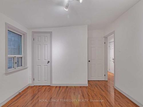 2977 Lawrence Ave E, Toronto, ON - Indoor Photo Showing Other Room