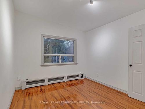 2977 Lawrence Ave E, Toronto, ON - Indoor Photo Showing Other Room