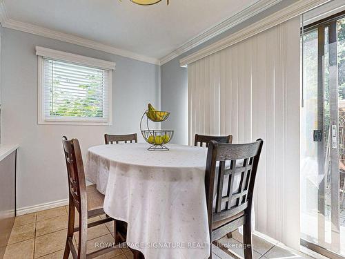 135 William Stephenson Dr, Whitby, ON - Indoor Photo Showing Dining Room