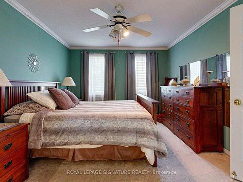 135 William Stephenson Dr, Whitby, ON - Indoor Photo Showing Bedroom