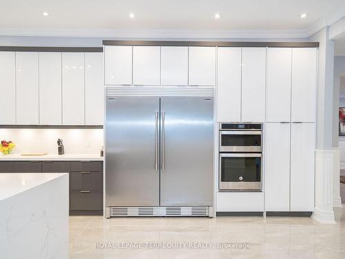 2-9411 Concession Rd, Uxbridge, ON - Indoor Photo Showing Kitchen With Upgraded Kitchen