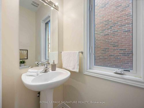 11 Gooseman Cres, Markham, ON - Indoor Photo Showing Bathroom