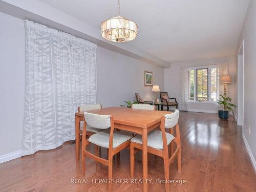 507 Blackstock Rd, Newmarket, ON - Indoor Photo Showing Dining Room