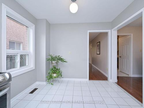 507 Blackstock Rd, Newmarket, ON - Indoor Photo Showing Other Room