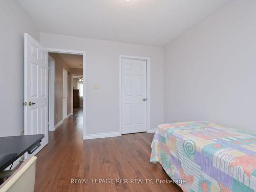 507 Blackstock Rd, Newmarket, ON - Indoor Photo Showing Bedroom