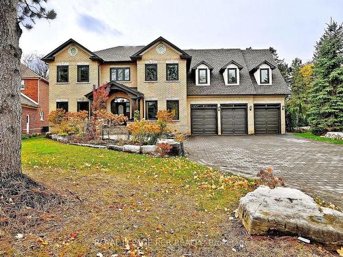 206 Corner Ridge Rd, Aurora, ON - Outdoor With Facade