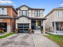 34 Weir St, Bradford West Gwillimbury, ON  - Outdoor With Facade 