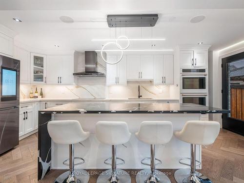 34 Weir St, Bradford West Gwillimbury, ON - Indoor Photo Showing Kitchen With Upgraded Kitchen