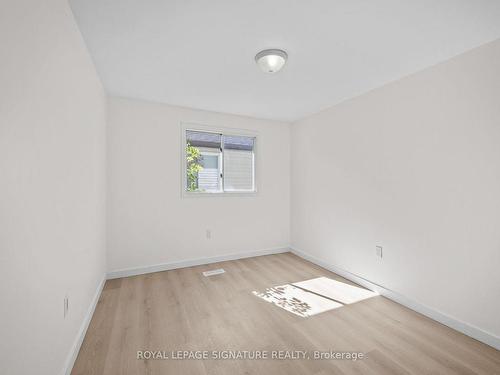 Main-96 Hickling Tr, Barrie, ON - Indoor Photo Showing Other Room