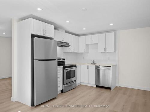 Main-96 Hickling Tr, Barrie, ON - Indoor Photo Showing Kitchen With Stainless Steel Kitchen