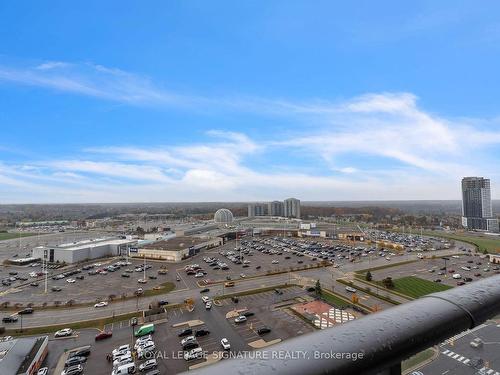 1602-4677 Glen Erin Dr, Mississauga, ON - Outdoor With View