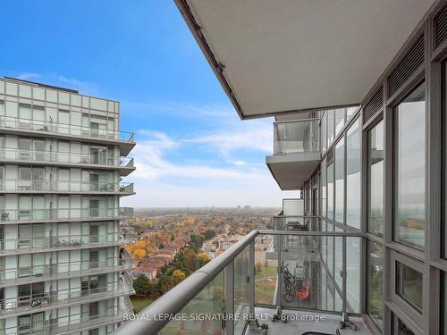 1602-4677 Glen Erin Dr, Mississauga, ON - Outdoor With Balcony With Exterior