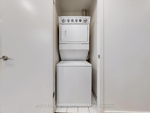 416-105 The Queens Way, Toronto, ON - Indoor Photo Showing Laundry Room