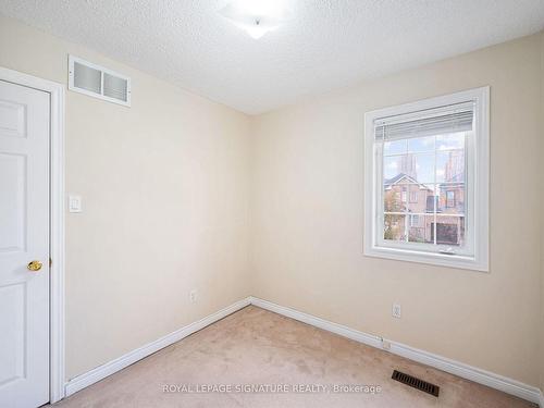 4909 James Austin Dr, Mississauga, ON - Indoor Photo Showing Other Room