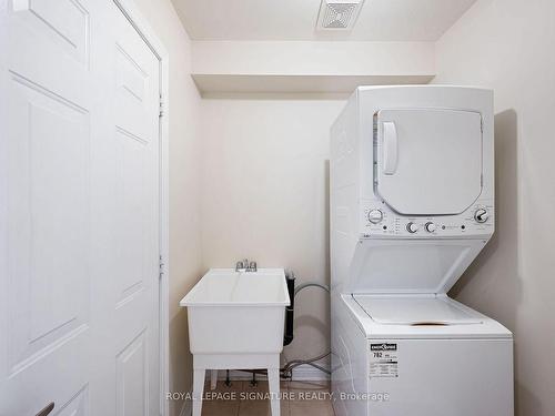 4909 James Austin Dr, Mississauga, ON - Indoor Photo Showing Laundry Room