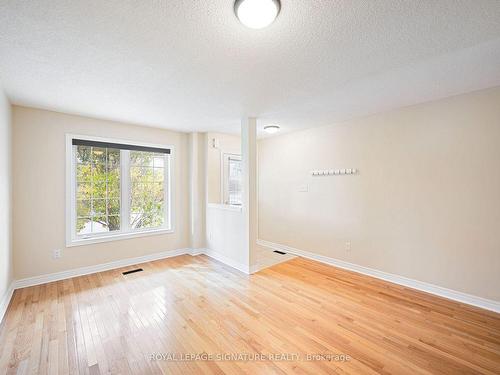 4909 James Austin Dr, Mississauga, ON - Indoor Photo Showing Other Room