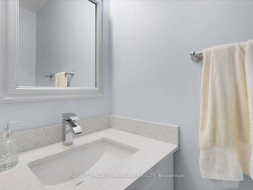 3 Meadowlark Dr, Brampton, ON - Indoor Photo Showing Bathroom