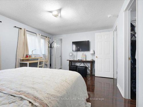 3 Meadowlark Dr, Brampton, ON - Indoor Photo Showing Bedroom