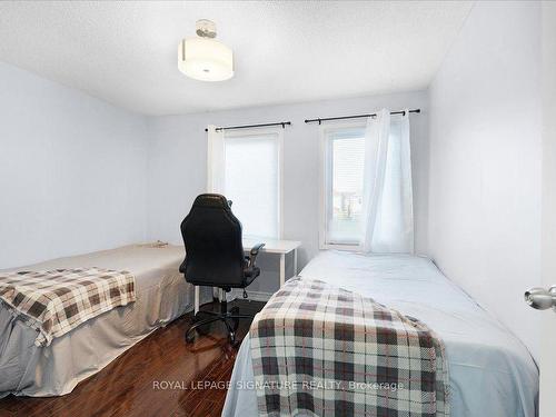 3 Meadowlark Dr, Brampton, ON - Indoor Photo Showing Bedroom