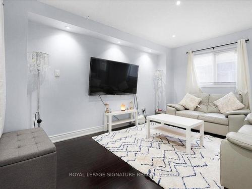 3 Meadowlark Dr, Brampton, ON - Indoor Photo Showing Living Room