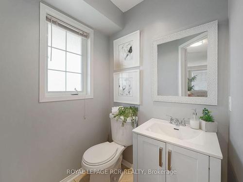 160 Landsbridge St, Caledon, ON - Indoor Photo Showing Bathroom