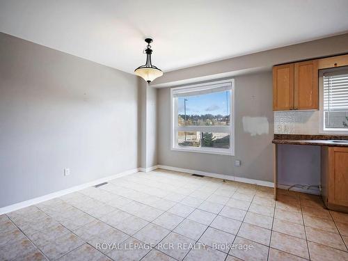 4A Sherbourne St, Orangeville, ON - Indoor Photo Showing Kitchen