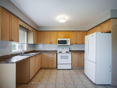 4A Sherbourne St, Orangeville, ON - Indoor Photo Showing Kitchen With Double Sink