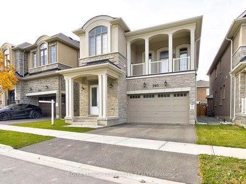 945 Chestnut Hts, Milton, ON - Outdoor With Balcony With Facade