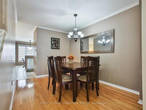 3243 Redpath Circ, Mississauga, ON - Indoor Photo Showing Dining Room