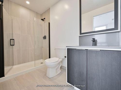 1807-36 Zorra St, Toronto, ON - Indoor Photo Showing Bathroom