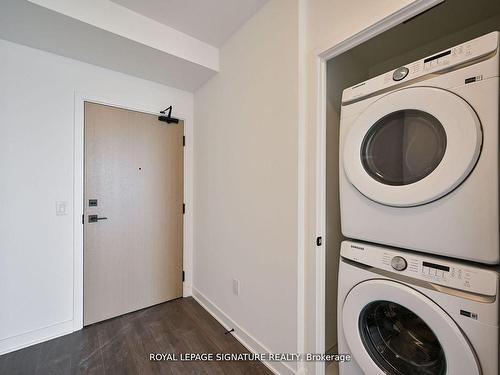 1807-36 Zorra St, Toronto, ON - Indoor Photo Showing Laundry Room