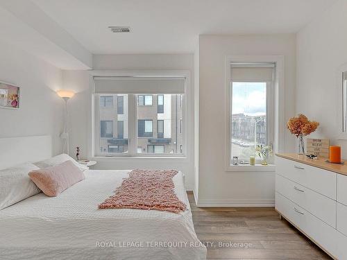 17 Stanley Green Blvd, Toronto, ON - Indoor Photo Showing Bedroom