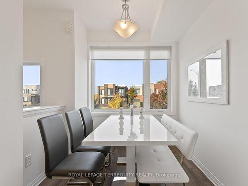 17 Stanley Green Blvd, Toronto, ON - Indoor Photo Showing Dining Room