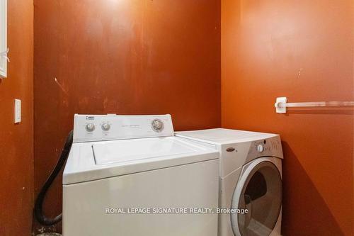 Bsmt-5438 Tenth Line W, Mississauga, ON - Indoor Photo Showing Laundry Room