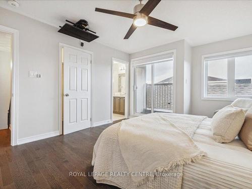 3946 Leonardo St, Burlington, ON - Indoor Photo Showing Bedroom