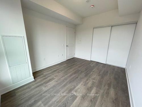 405-204 Burnhamthorpe Rd E, Mississauga, ON - Indoor Photo Showing Other Room