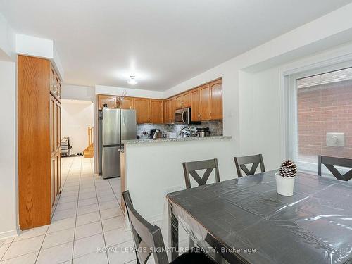 5528 Woodchase Cres, Mississauga, ON - Indoor Photo Showing Dining Room