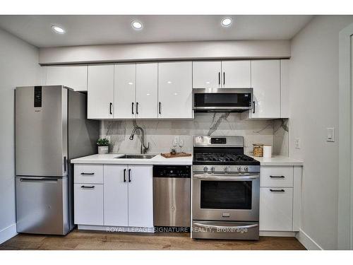 54 Batavia Ave, Toronto, ON - Indoor Photo Showing Kitchen With Upgraded Kitchen