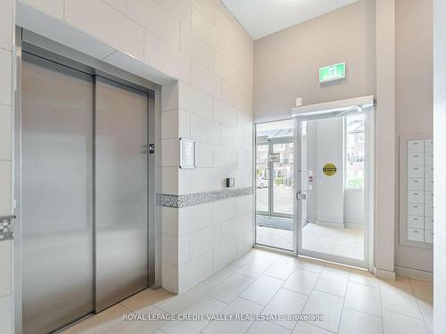 211-50 Sky Harbour Dr, Brampton, ON - Indoor Photo Showing Bathroom