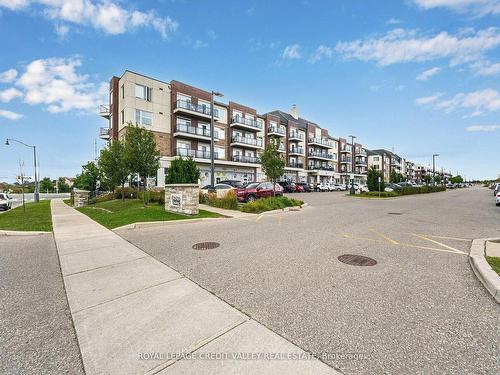 211-50 Sky Harbour Dr, Brampton, ON - Outdoor With Facade