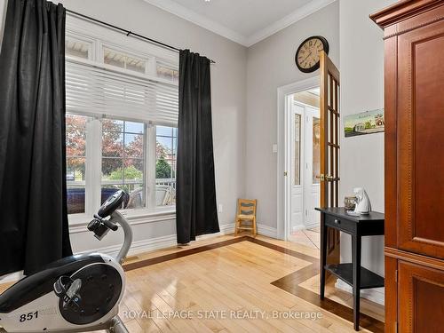 48 Tuscani Dr, Hamilton, ON - Indoor Photo Showing Other Room